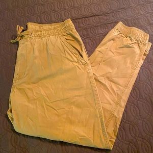 Gap Lived In Jogger, XL in colour khakis